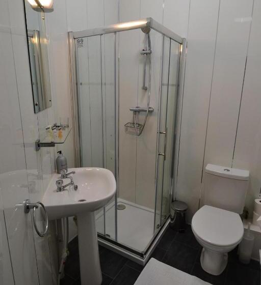 בית מלון כפרי 33