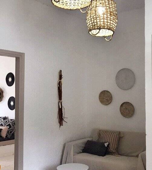 בית מלון כפרי Achlia