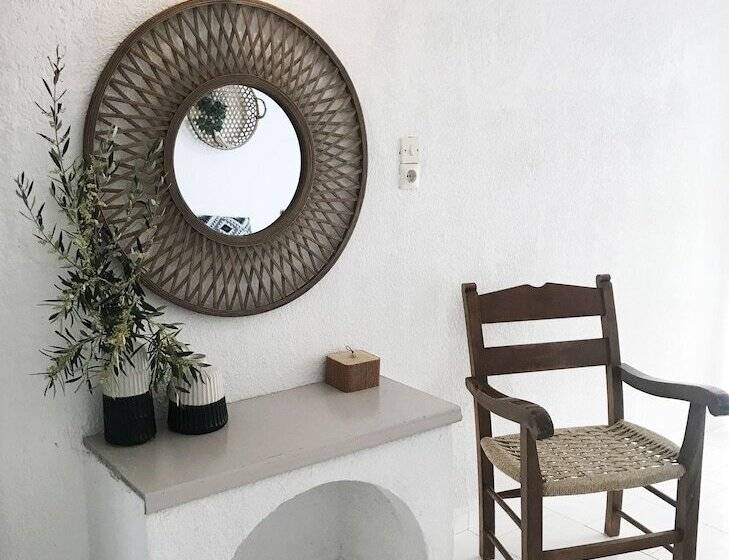 בית מלון כפרי Achlia