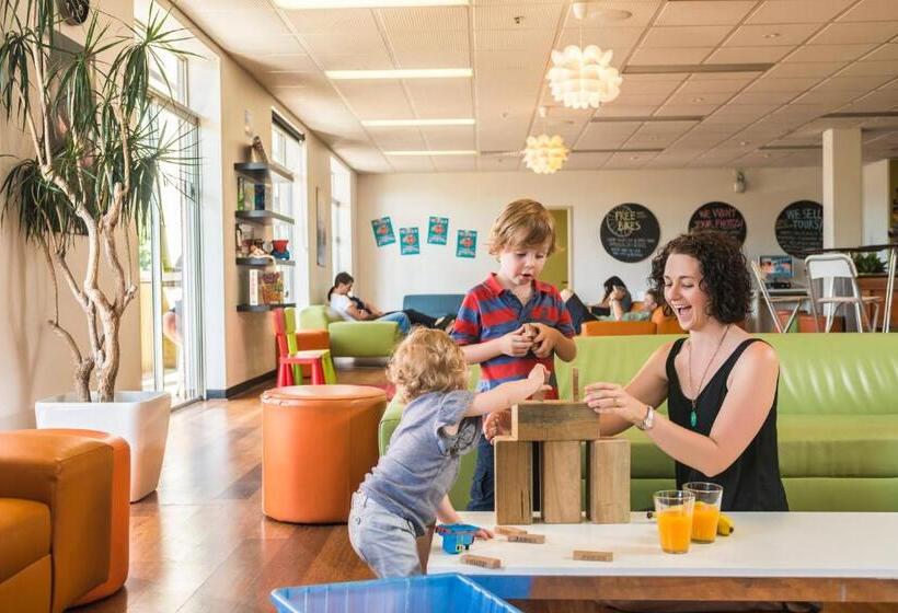 호텔 Yha Adelaide Central