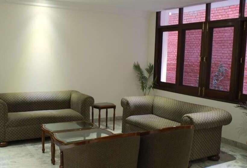 בית מלון כפרי Alpana