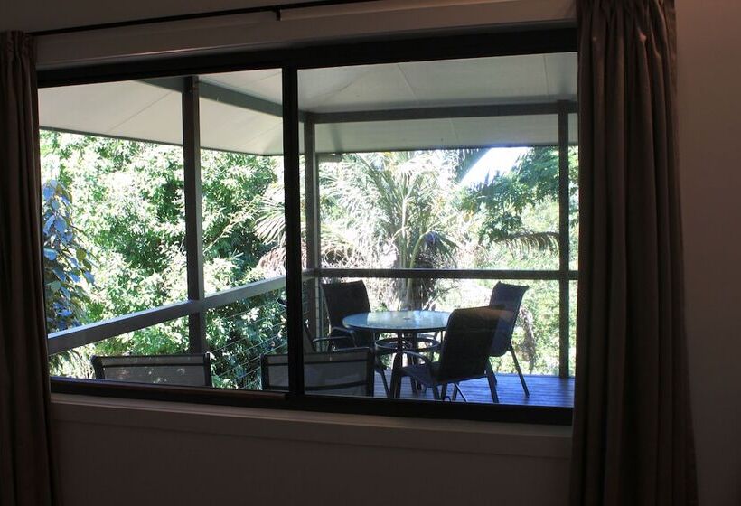 هتل Alstonville Country Cottages