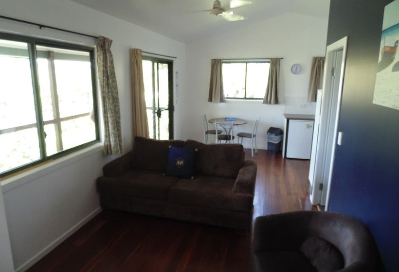 هتل Alstonville Country Cottages