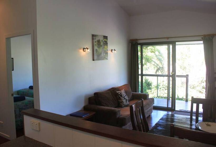 هتل Alstonville Country Cottages