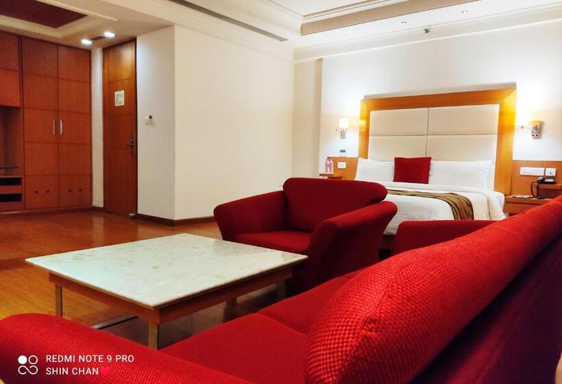 בית מלון כפרי Ambrosia Sarovar Portico