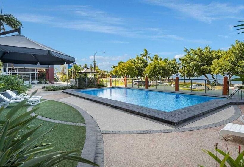 فندق Aquarius On The Beach