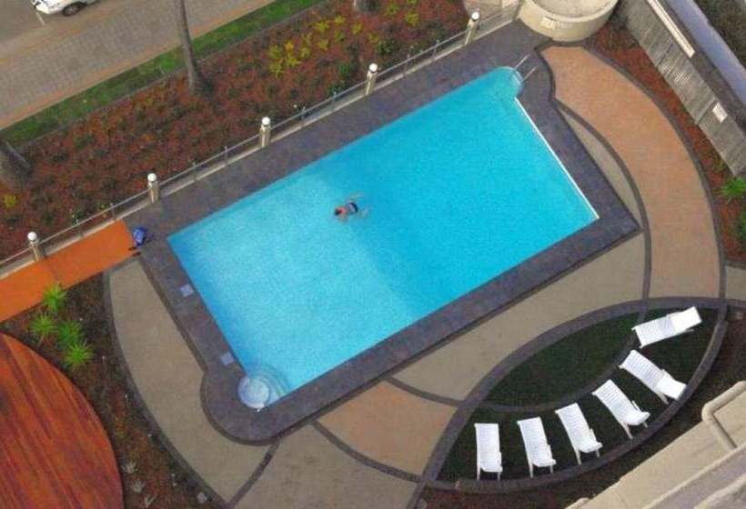 فندق Aquarius On The Beach