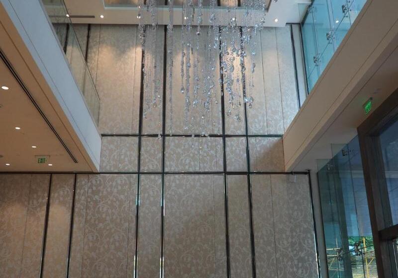 فندق Ascott Bonifacio Global City Manila