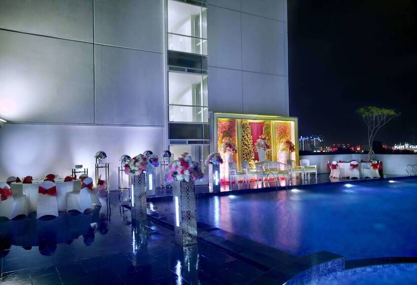 Aston Pluit Hotel & Residence