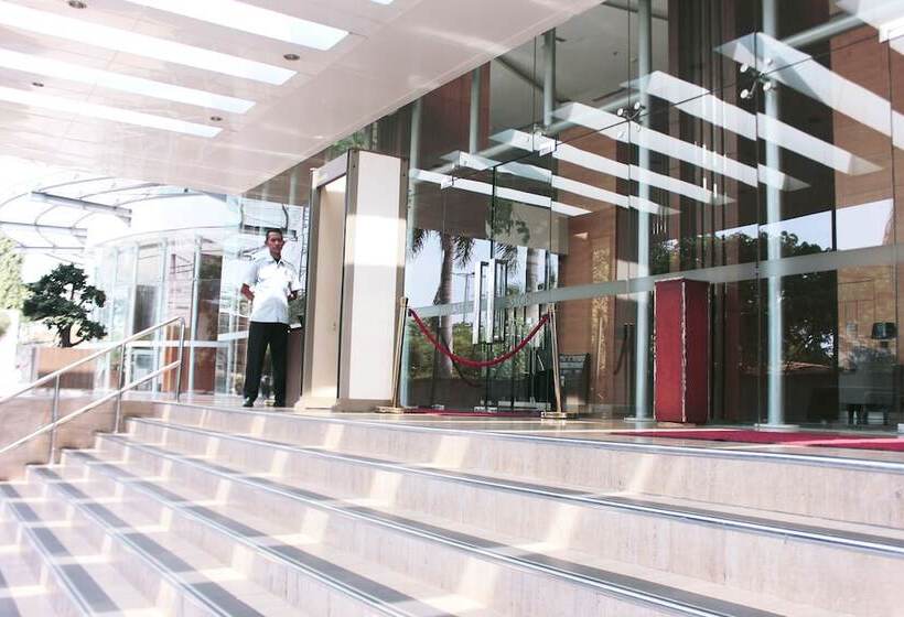 Aston Pluit Hotel & Residence