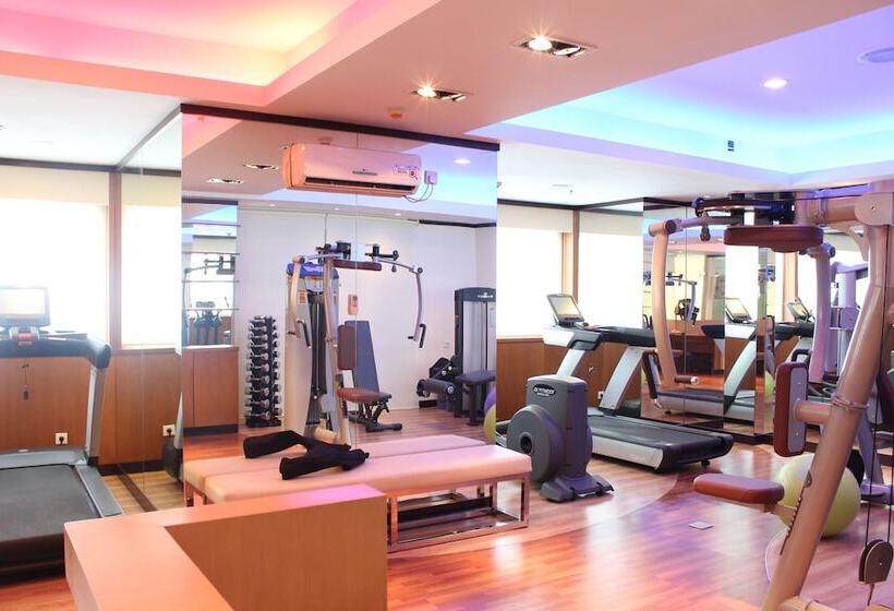 Aston Pluit Hotel & Residence