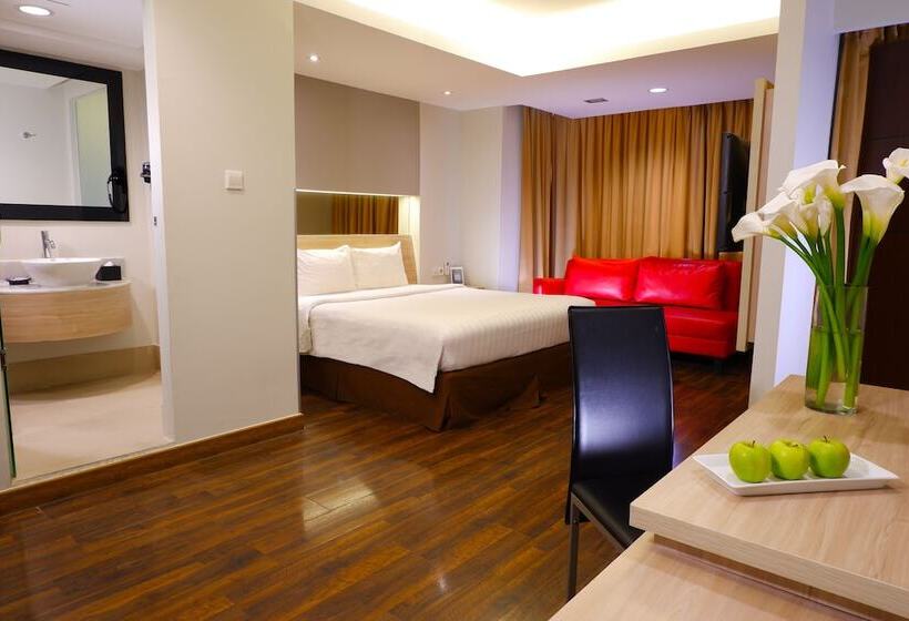 Aston Pluit Hotel & Residence