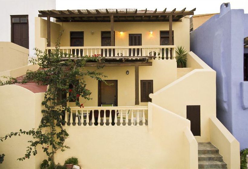 בית מלון כפרי Atlantis Houses