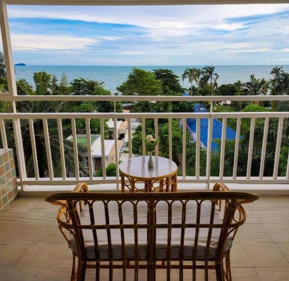 호텔 Bandara On Sea, Rayong