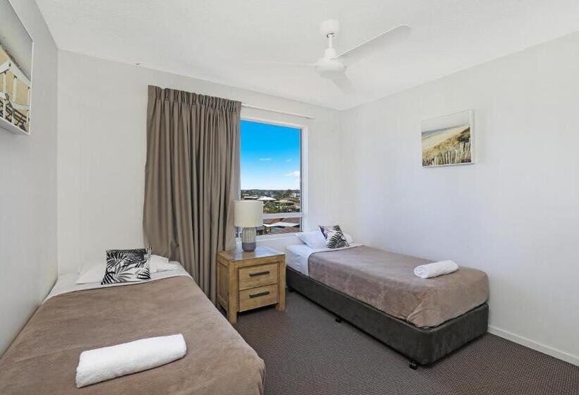 هتل Beachside Resort Kawana Waters