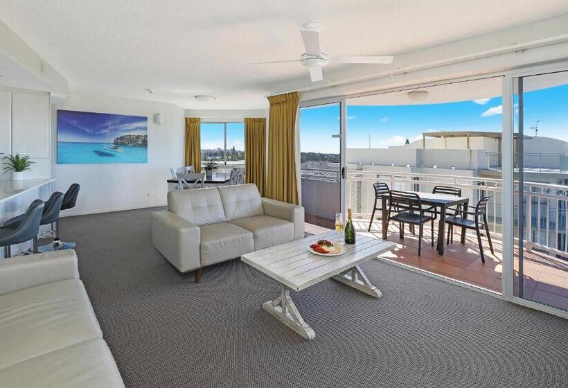 فندق Beachside Resort Kawana Waters