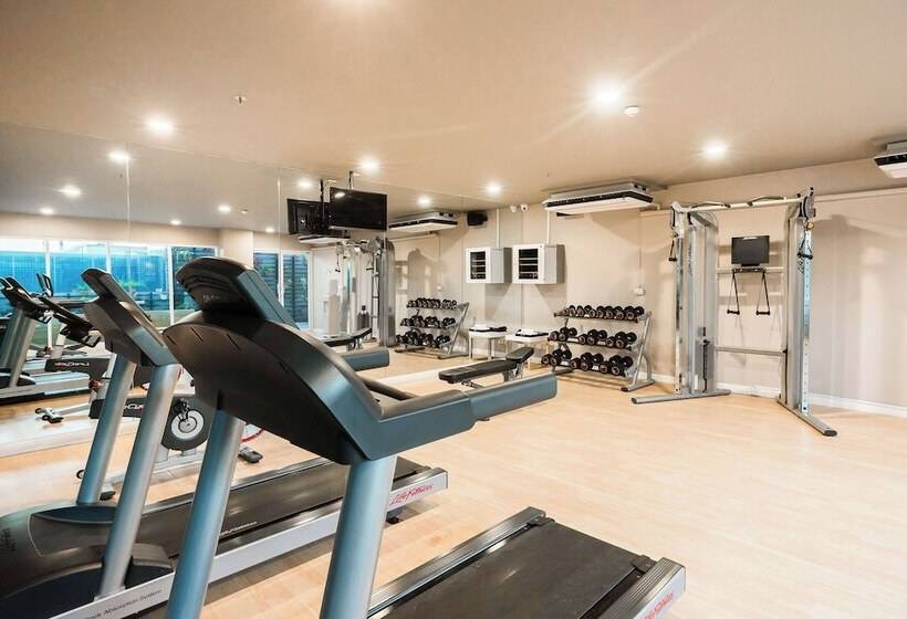 호텔 Best Western Patong Beach