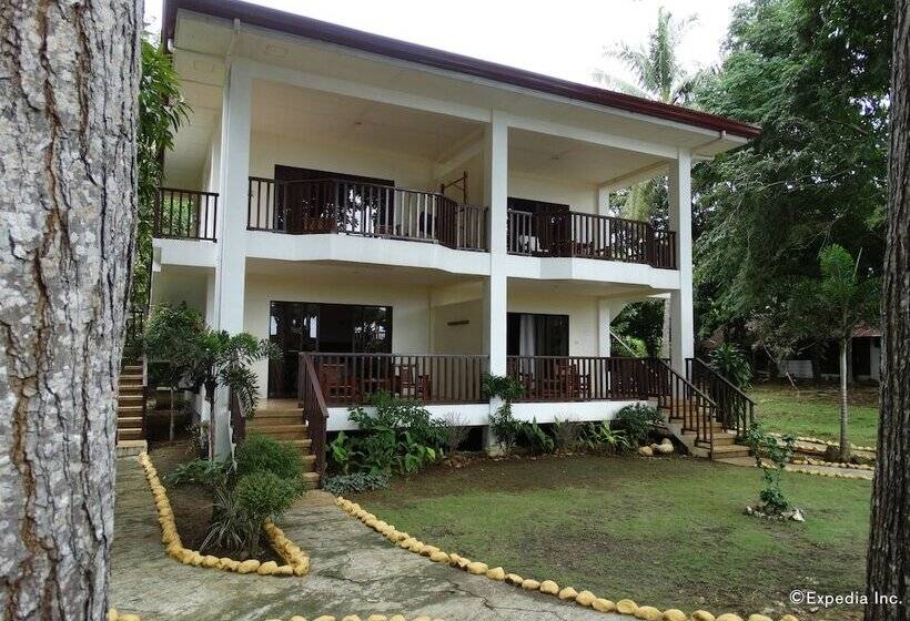 هتل Blue Star Dive & Resort