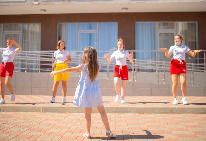 هتل Bridge Resort