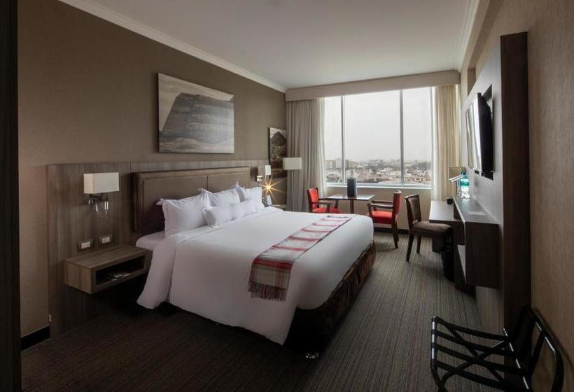 酒店 Doubletree By Hilton Trujillo