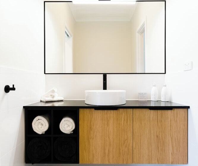 هتل Chimes Spa Retreat