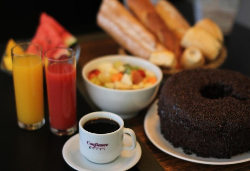 Отель Confiance Prime Batel