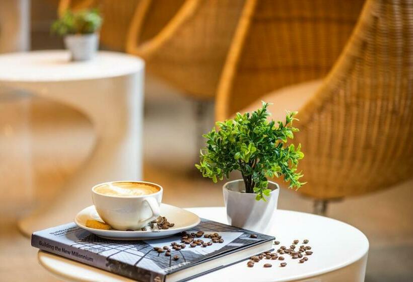 ホテル Courtyard By Marriott World Trade Center, Abu Dhabi