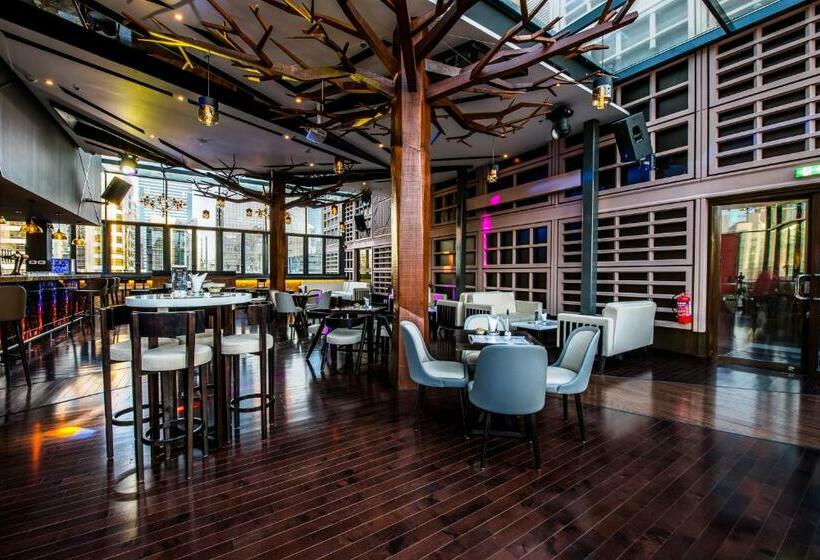 ホテル Courtyard By Marriott World Trade Center, Abu Dhabi