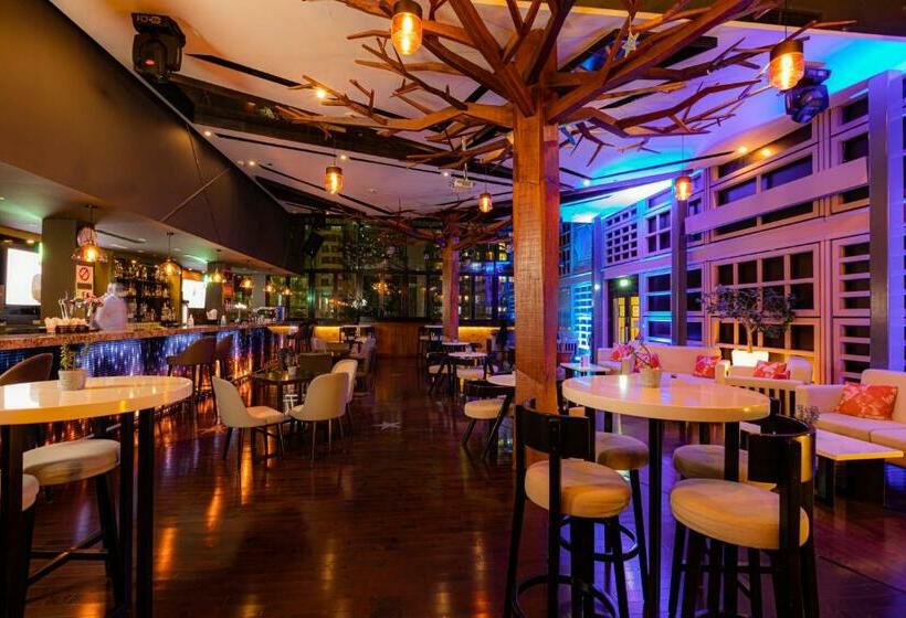 ホテル Courtyard By Marriott World Trade Center, Abu Dhabi