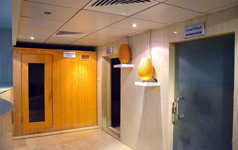 فندق Crown Tower