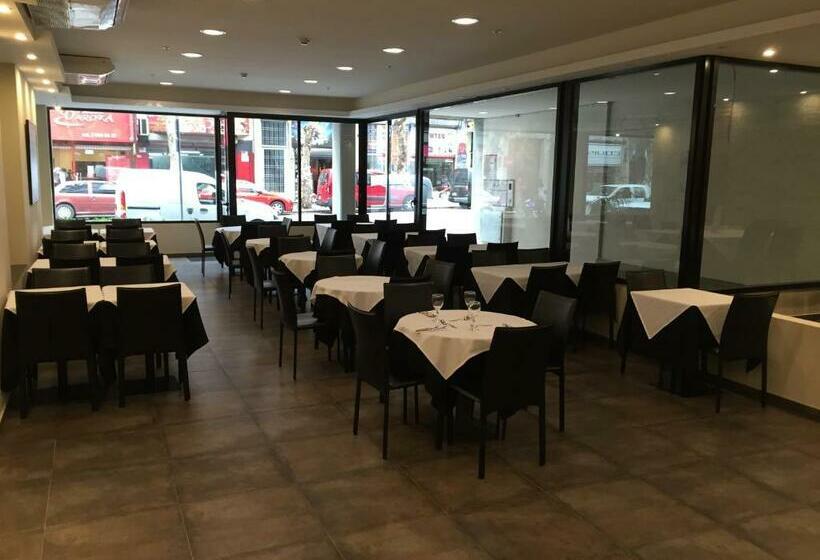 فندق Crystal Tower