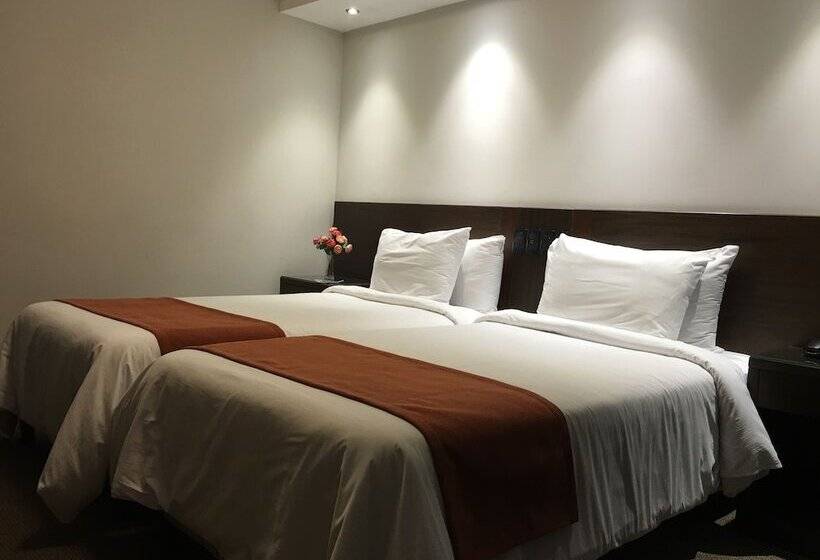 فندق Crystal Tower