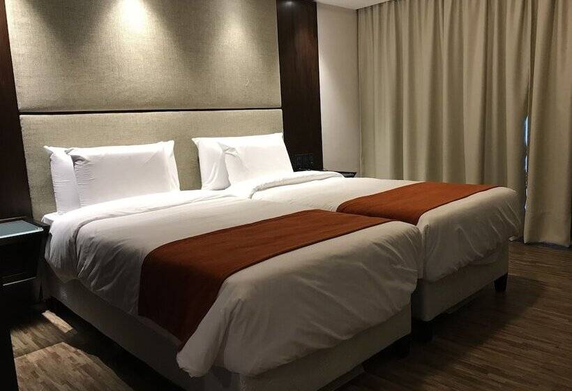 ホテル Crystal Tower