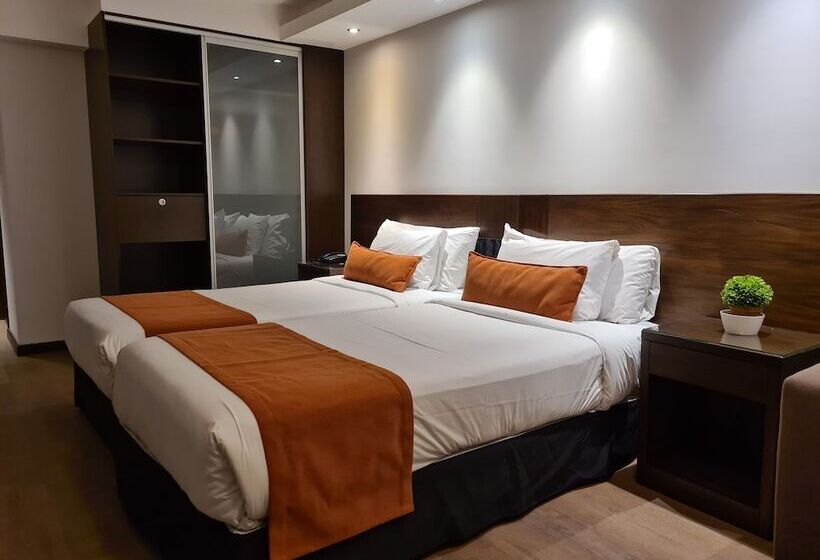 فندق Crystal Tower