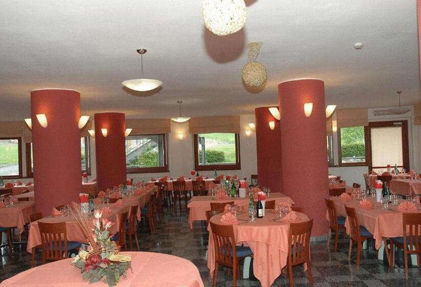 בית מלון כפרי Derby