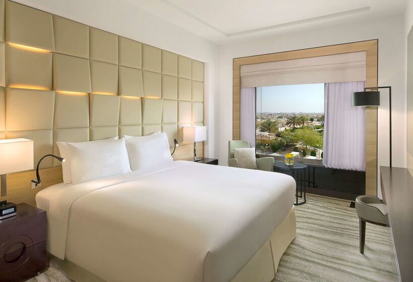 Отель Doubletree By Hilton Riyadh  Al Muroj Business Gate