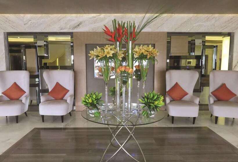 Отель Doubletree By Hilton Riyadh  Al Muroj Business Gate