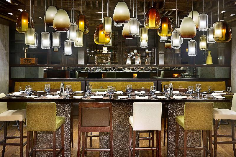 Отель Doubletree By Hilton Riyadh  Al Muroj Business Gate