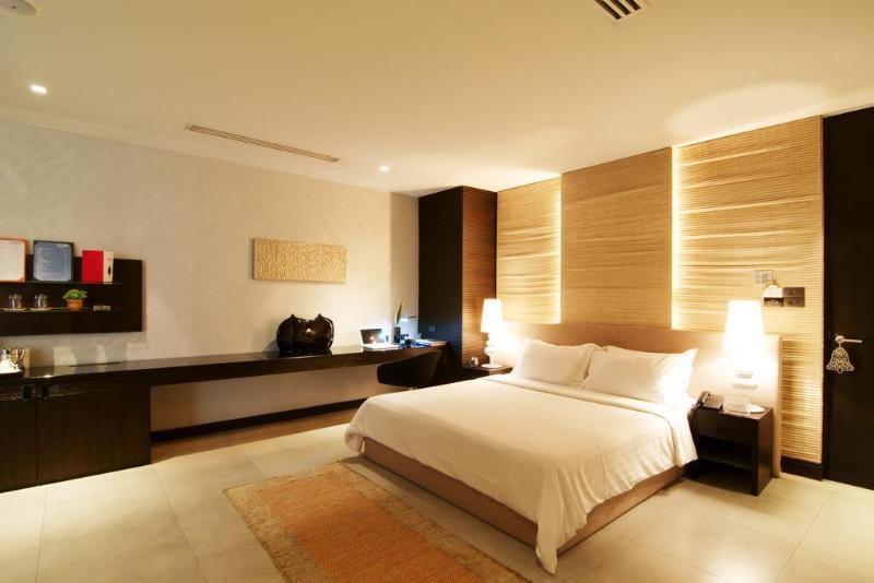 هتل Dune Hua Hin