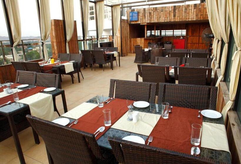 בית מלון כפרי Fern Residency Jodhpur