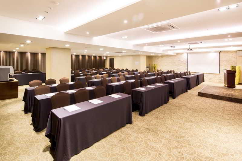 Отель Golden Seoul