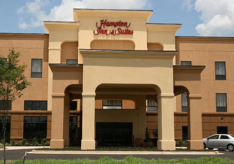 فندق Hampton Inn & Suites West Point