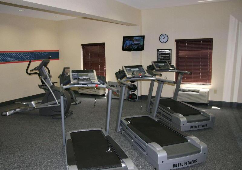 فندق Hampton Inn & Suites West Point