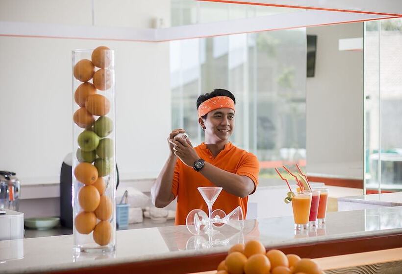 Harris Hotel And Conventions Denpasar Bali