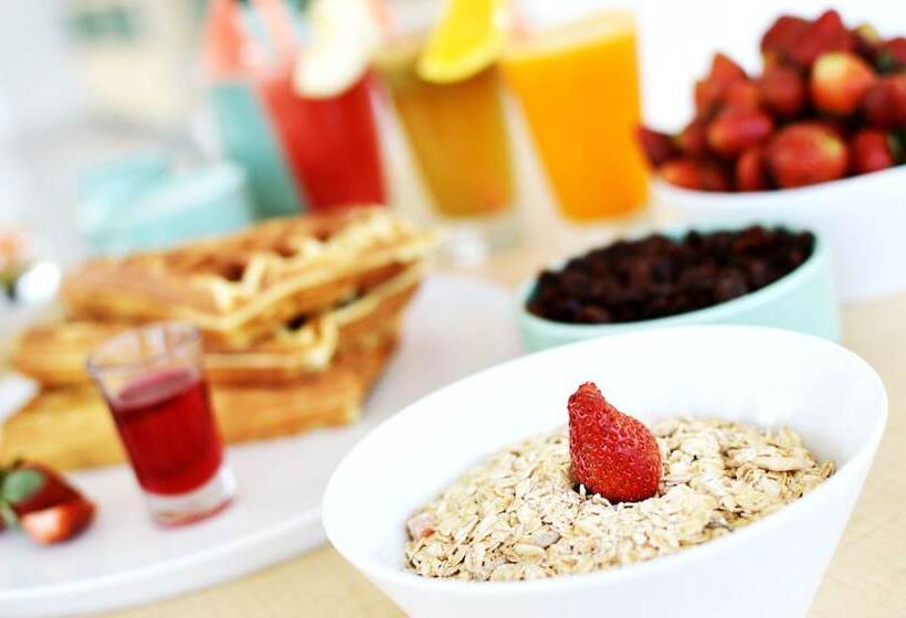 Harris Hotel And Conventions Denpasar Bali