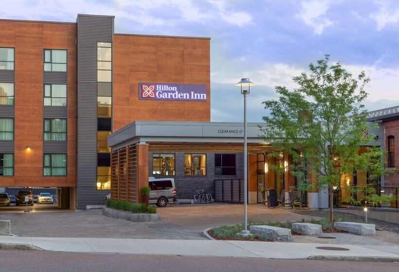 فندق Hilton Garden Inn Burlingtondowntown