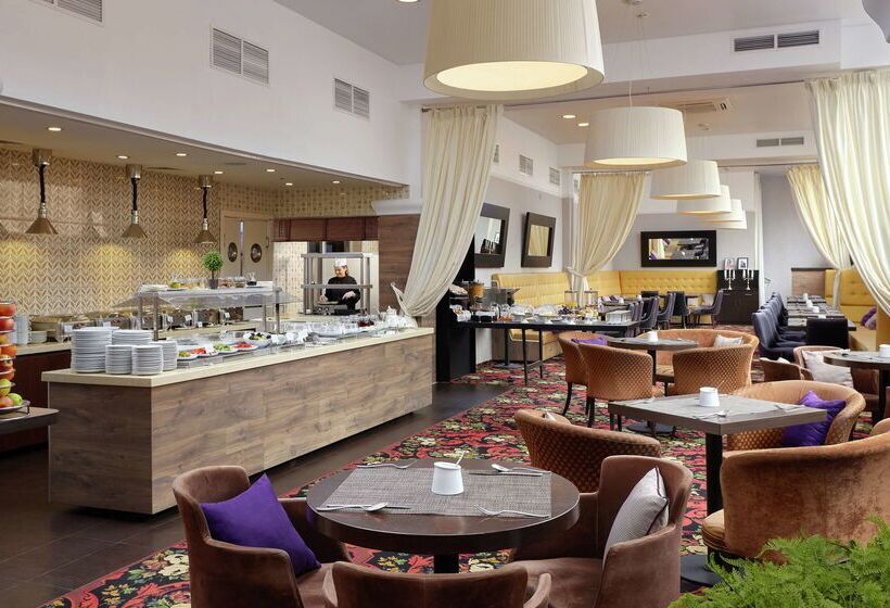 Отель Hilton Garden Inn Kaluga