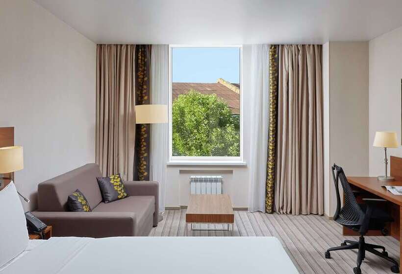 Отель Hilton Garden Inn Kaluga