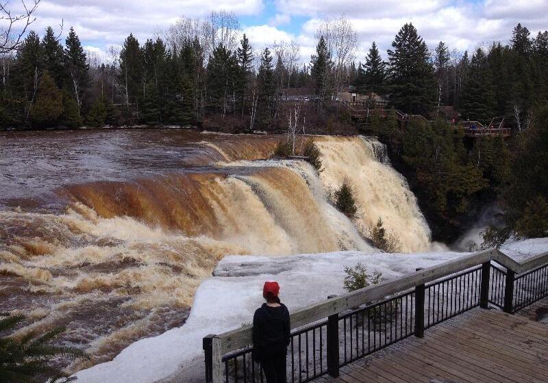 فندق Holiday Inn Express Thunder Bay, An Ihg