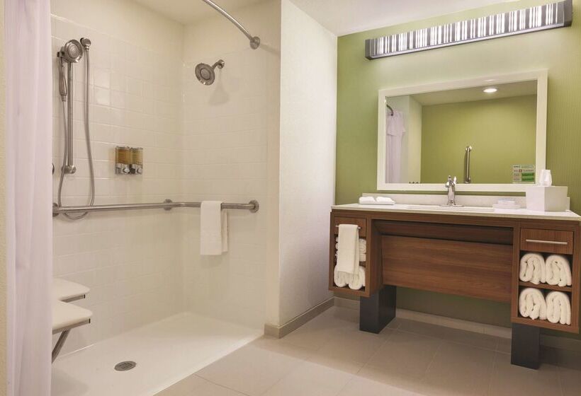هتل Home2 Suites By Hilton College Station